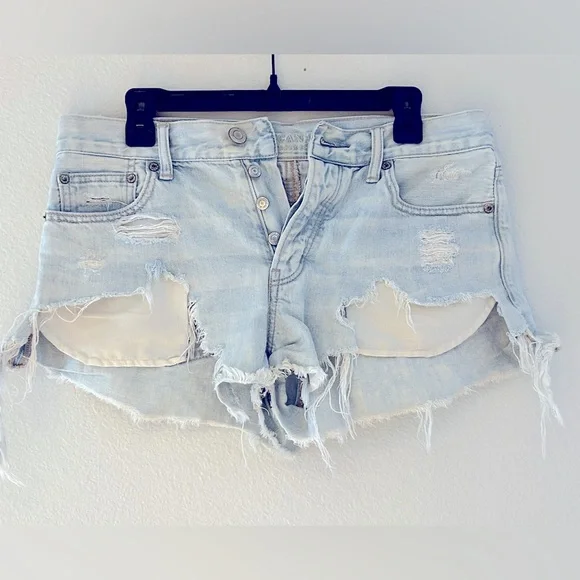 American Eagle Tomgirl Shortie Shorts, size 8 - Picture 4 of 4